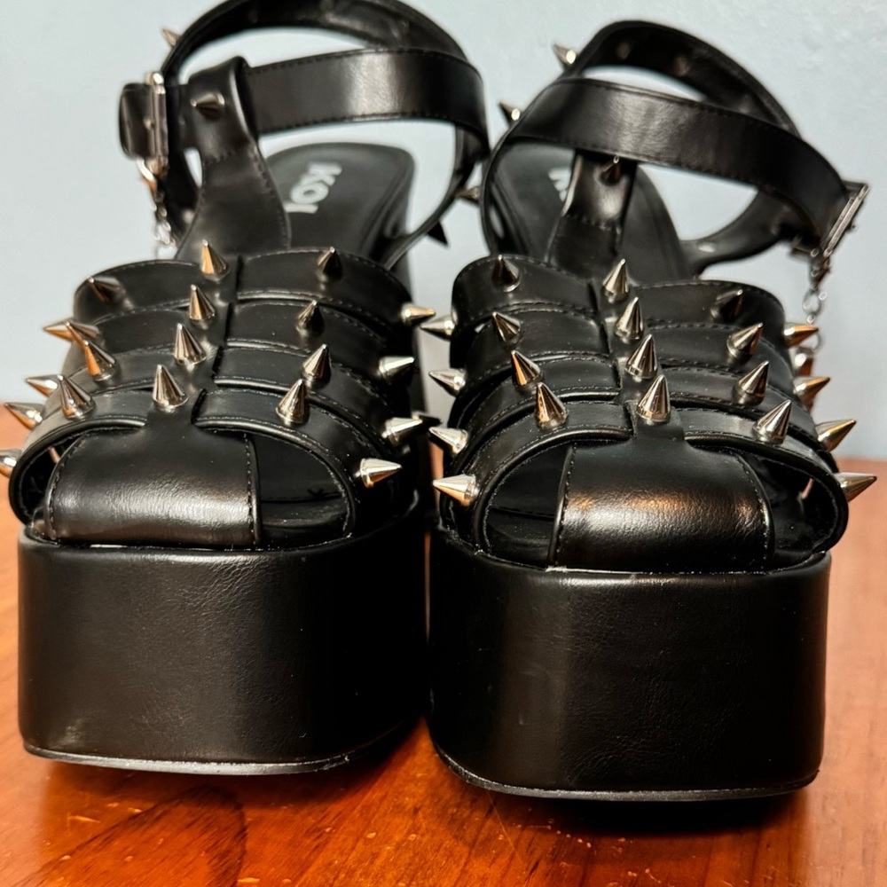 KOI ANGEL MIST PLATFORM HEELS BLACK STUDDED GOTH CROSS SIZE 8 - Picture 4 of 14